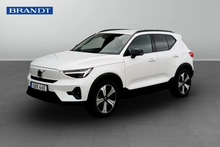 Volvo EX40 2025