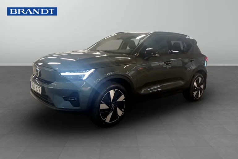 Volvo EX40 2026