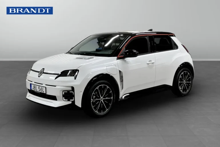 Renault 5 E-Tech 2025