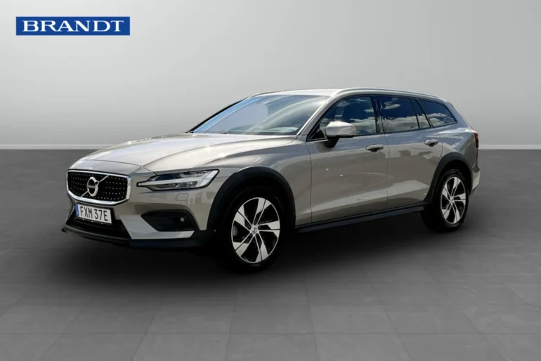 Volvo V60 2022