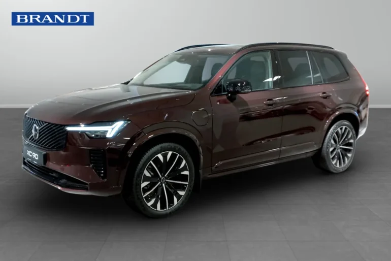 Volvo XC90 2025