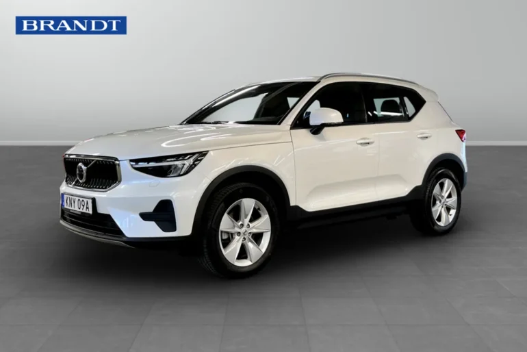 Volvo XC40 2025
