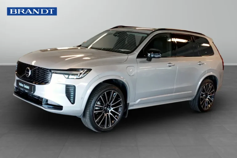 Volvo XC90 2025