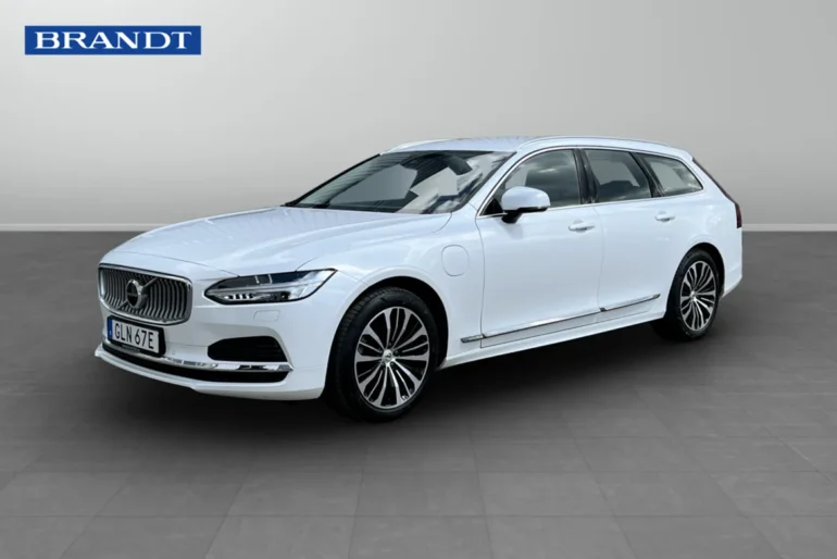 Volvo V90 2024