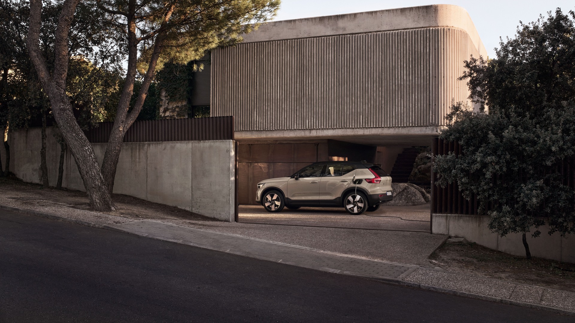 Avancerad förarassistans i Volvo EX40 för högsta säkerhet