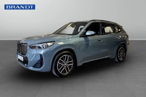 BMW iX1 xDrive30