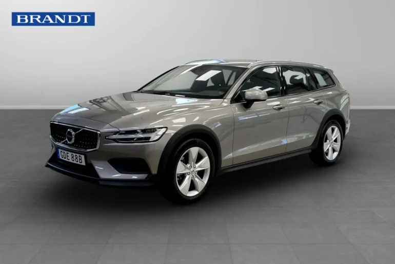 Volvo V60 2022