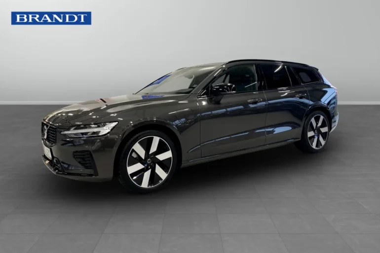Volvo V60 2025